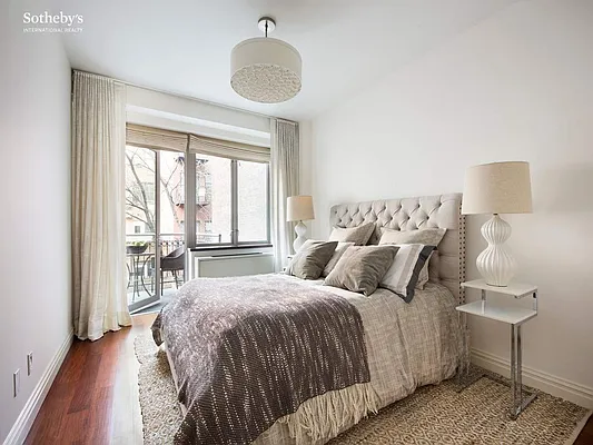 Sold by Sotheby's International Realty | media 5