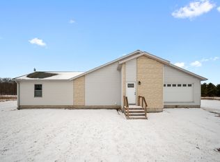 6163 N Meridian Rd, Hope, MI