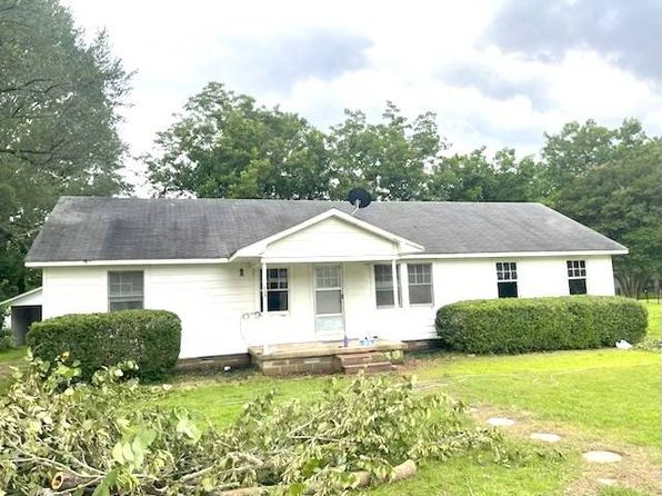 734 Highway 82 E