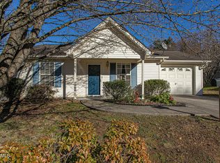2702 Alice Bell Rd, Knoxville, TN 37917