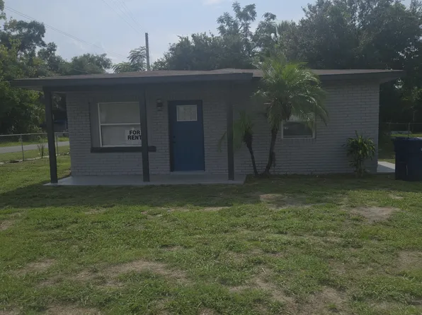 3702 N 52nd St, Tampa, FL 33619