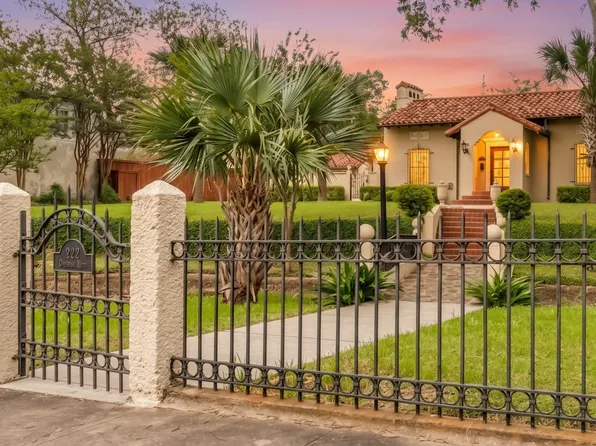 222 Oriental Rd, Waco, TX 76710