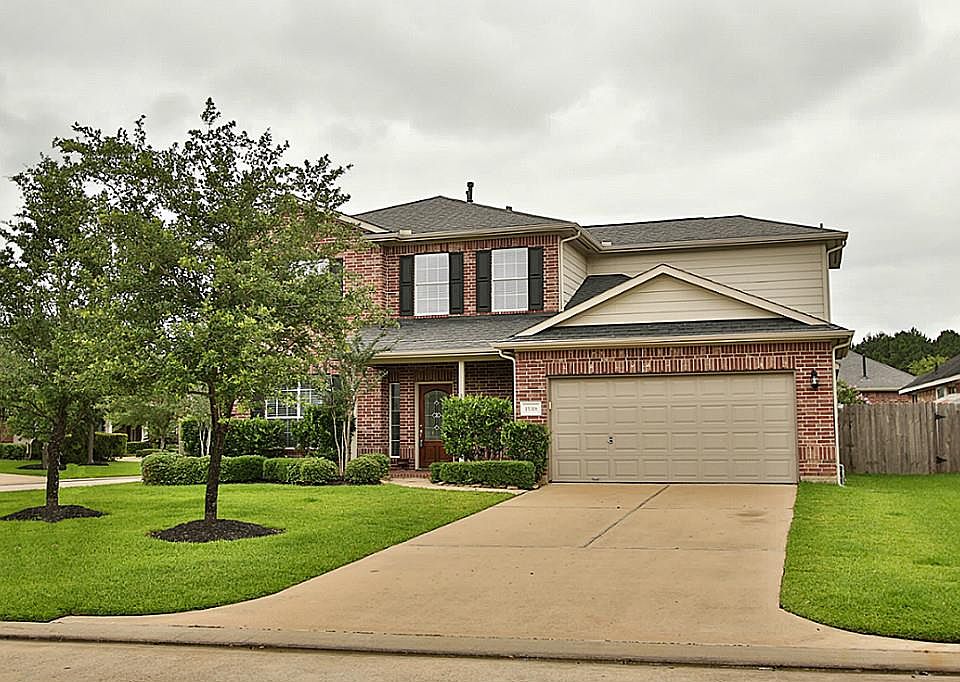 1st image of 15318 Stoneridge Park Ln