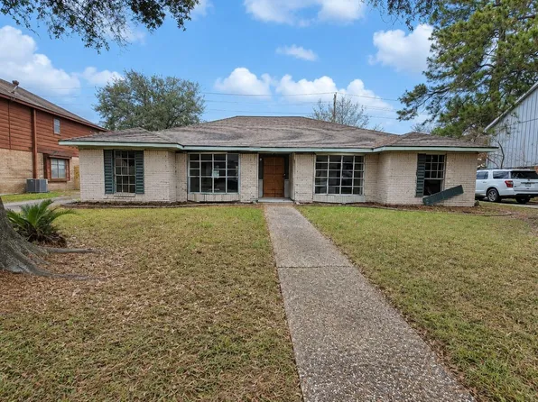 5118 Lawn Arbor Dr, Houston, TX 77066
