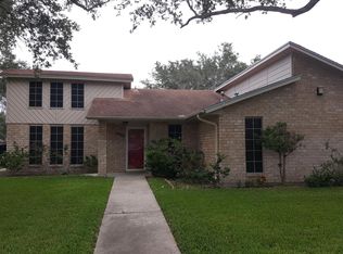 4902 Shadowbend Dr, Corpus Christi, TX 78413