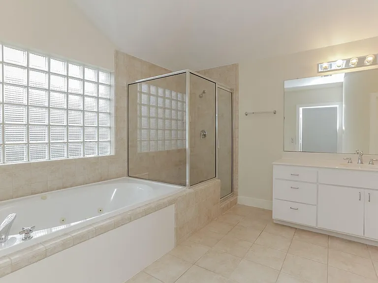 2705 Rutland St #B — Photo 14