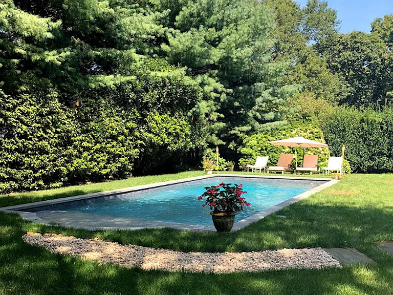 59 Manor Ln S — Photo 15