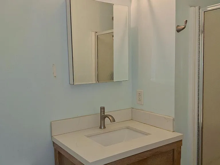 317 N 33rd St #1 — Photo 20