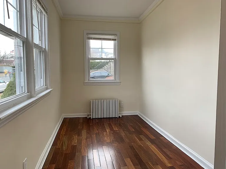 24 Hall Ave — Photo 24