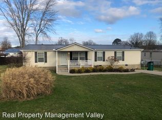 3240 Morning Rd, Hurricane, WV 25526