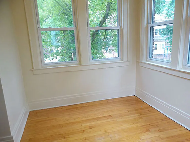 400 Harvard Pl #1 — Photo 26