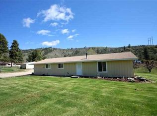 192 Cagle Gulch Rd, Chelan, WA 98816