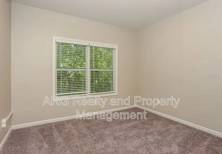 840 Smith St SW #A — Photo 11