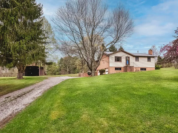 152 Erin Ln, Apollo, PA 15613