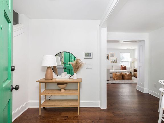 5th image of 1215 Marigold St