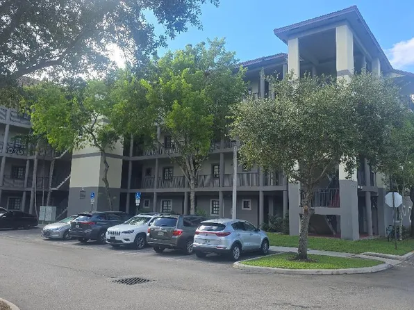 2851 Riverside Dr #308, Coral Springs, FL 33065