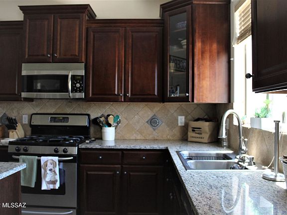 3rd image of 124 S Burro Canyon Pl