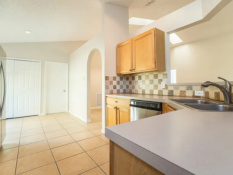 3833 Stonefield Dr — Photo 8