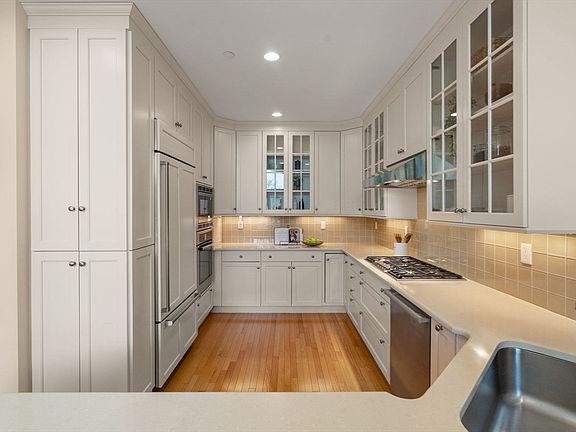 5th image of 3 Meadows Ln Unit 3
