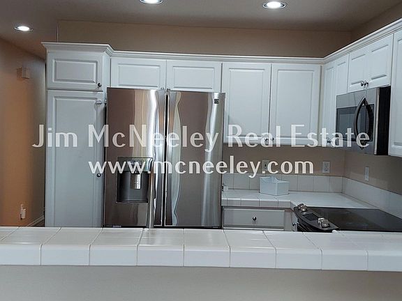 3rd image of 2990 NE 14th Ave