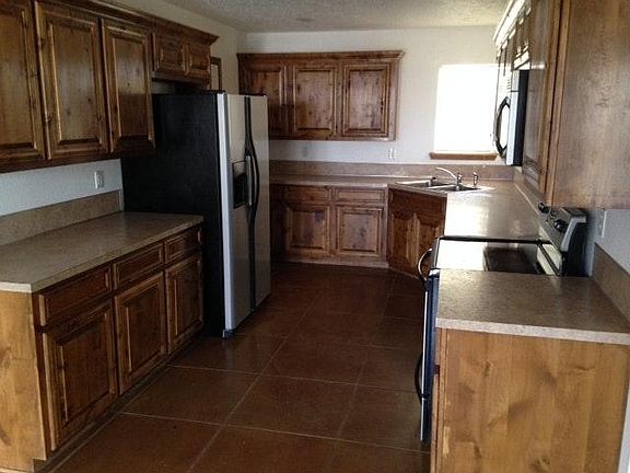 4th image of 3217 Lore St