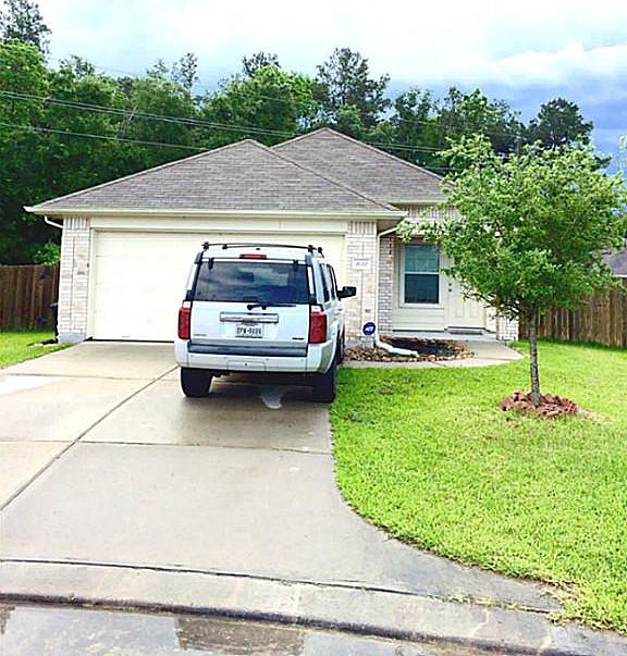 1st image of 9122 Aurora Park Ln