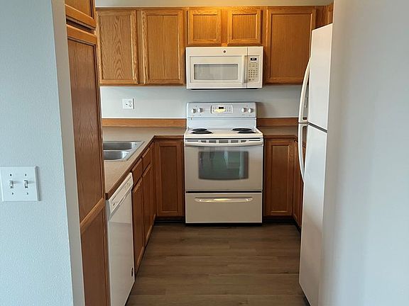 5th image of 368 9th St NE Unit C