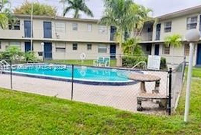 3901 SW 112th Ave APT 12, Miami, FL, 33165