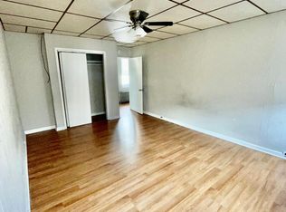 432 N 64th St #2R, Philadelphia, PA 19151