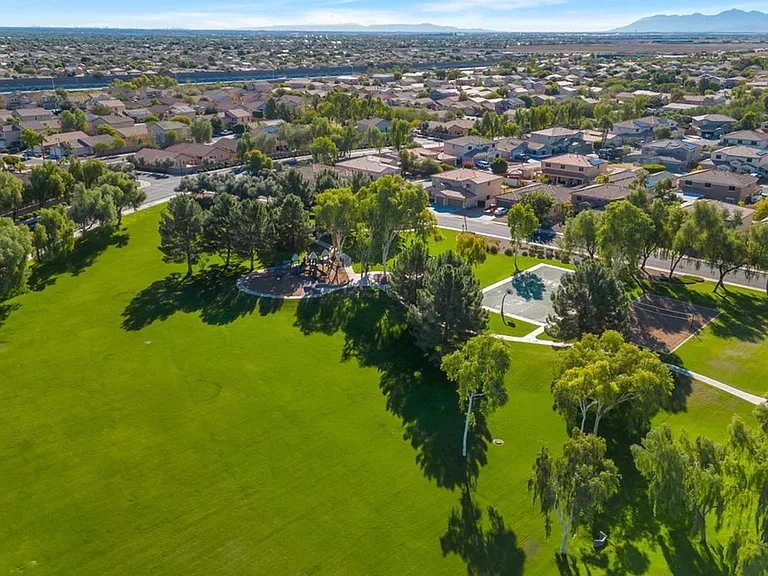 17273 W Carmen Dr — Photo 40