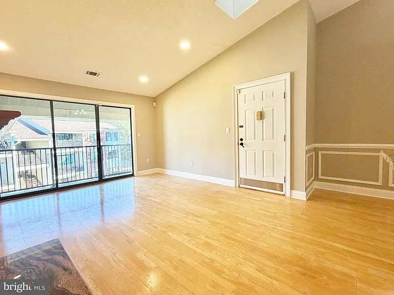 47 Mendrey Ct — Photo 5