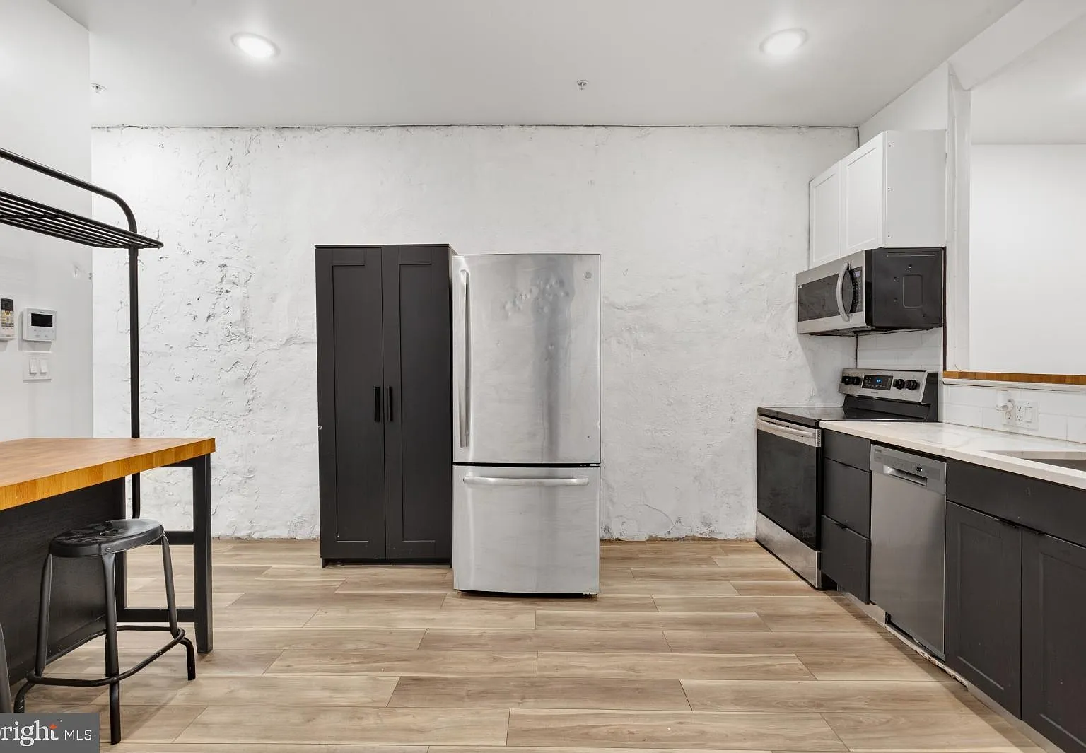 2 bed, $1,495 — Photo 3