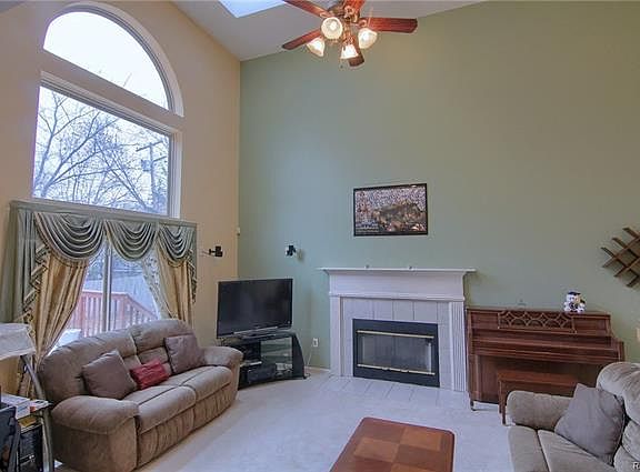 3rd image of 24104 Watercrest Ct