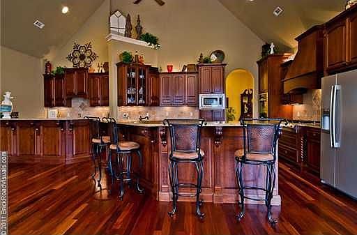 5th image of this home