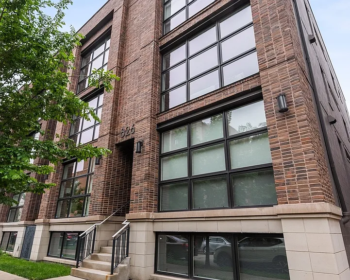 826 N Marshfield Ave #2N — Photo 1