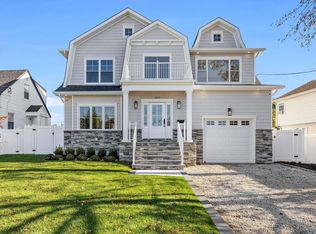 2455 Ocean Ave, Bellmore, NY 11710