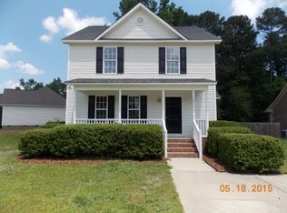 1211 Dixie Dr, Selma, NC 27576