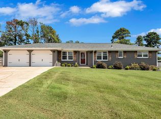 104 Mary Lee Dr, Florence, AL 35634