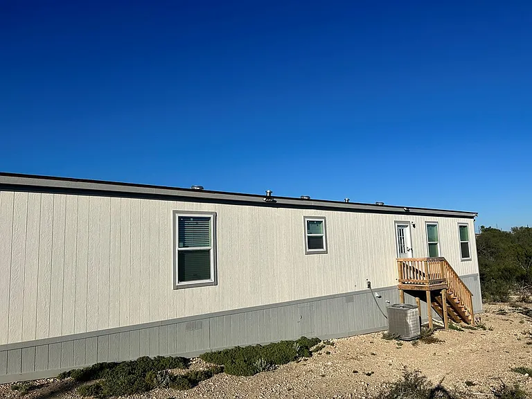 348 Remington Dr — Photo 5