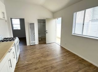 433 3rd St #B, Encinitas, CA 92024