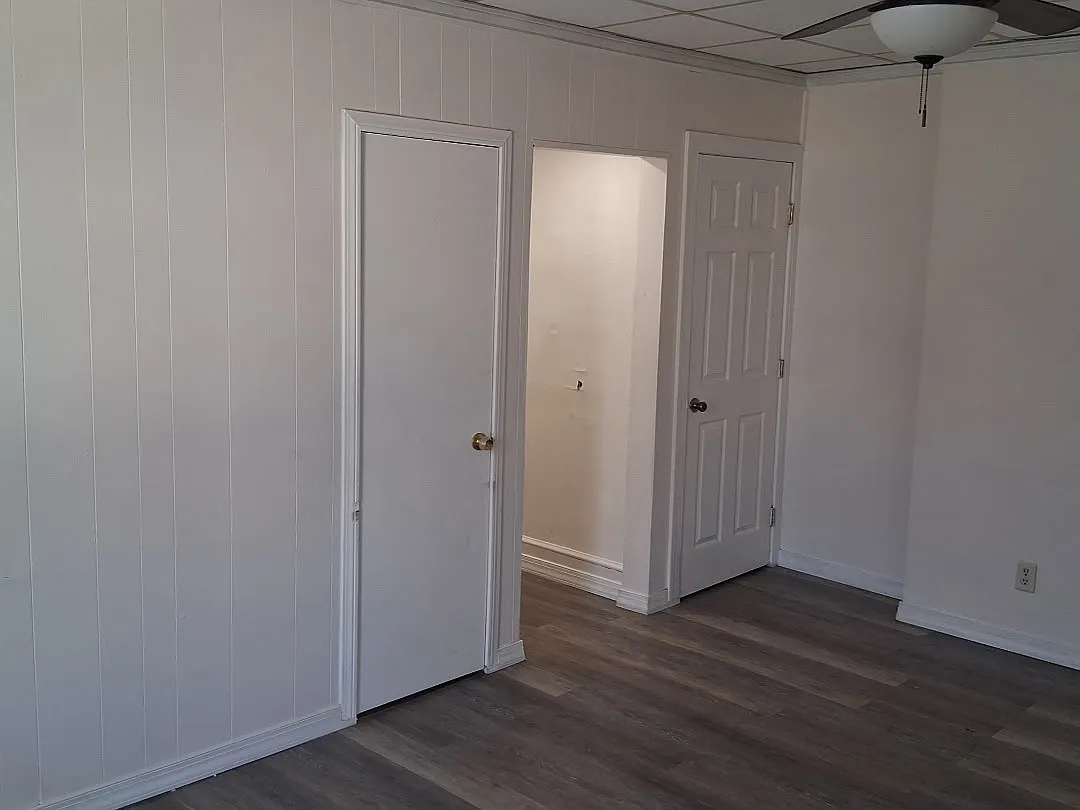 2 bed, 1050 sqft, $1,650 — Photo 4