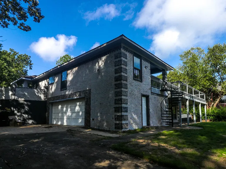 3726 Ben Hogan Dr — Photo 28