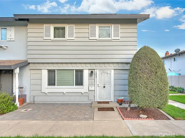 19937 Sheffield Ln, Huntington Beach, CA 92646