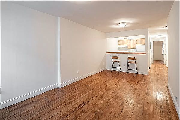 1st image of 302 W 140th St #G