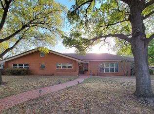 1607 Santa Fe Ave, Sweetwater, TX 79556