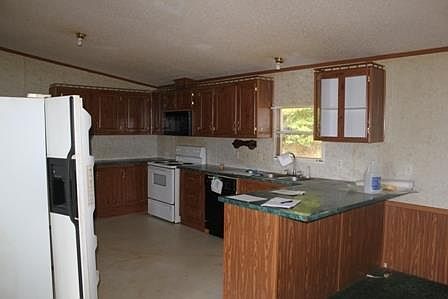 2nd image of 2977 Distillery Rd