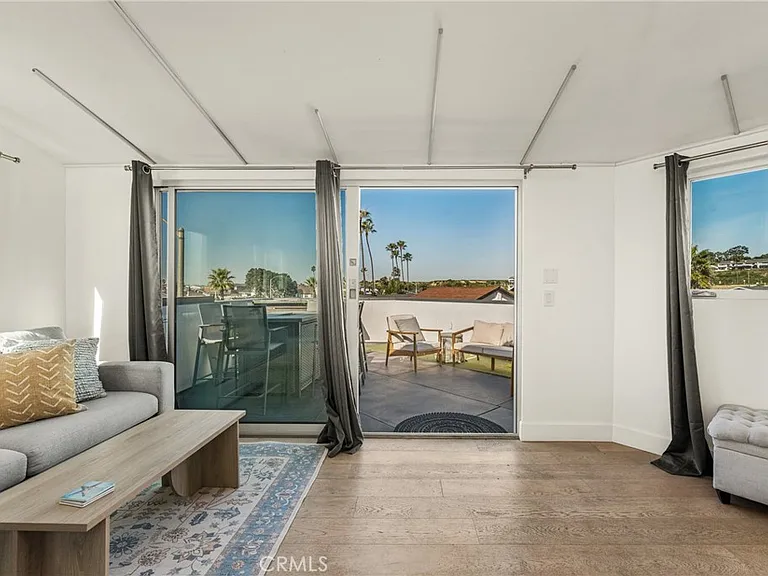 4405 Channel Pl — Photo 42