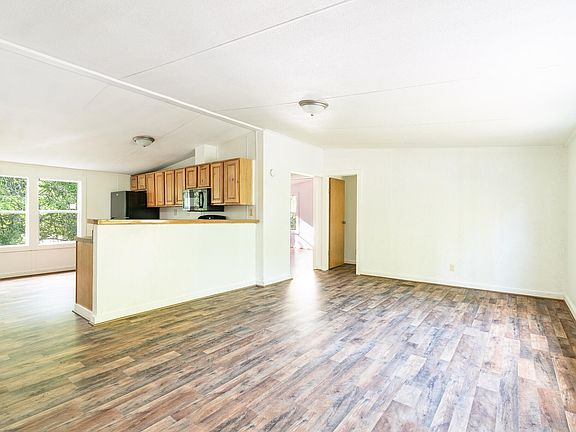 3rd image of 1027 Carson Springs Loop