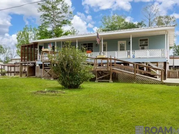 22289 Teal St, Maurepas, LA 70449