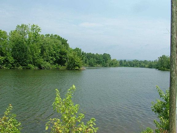 4th image of 0 Riverbend Dr #26